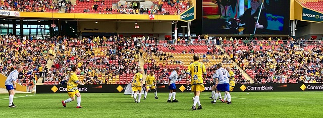 湖人遭遇公牛惨败,詹姆斯明确指出两大短板问题.